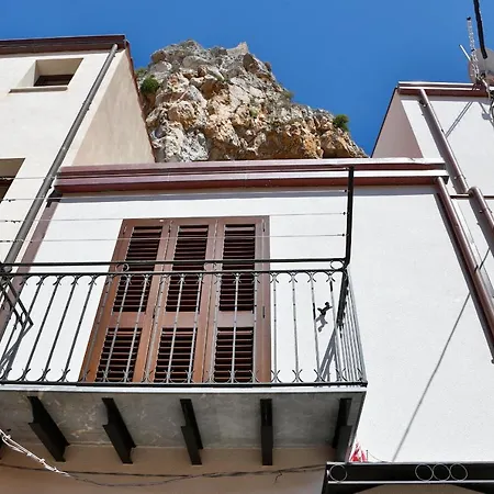 Prázdninový dům Terrazza Della Rocca *